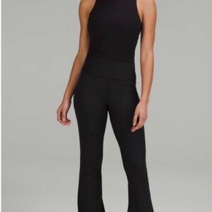 Lululemon Groove Pant Flare 
Super High-Rise